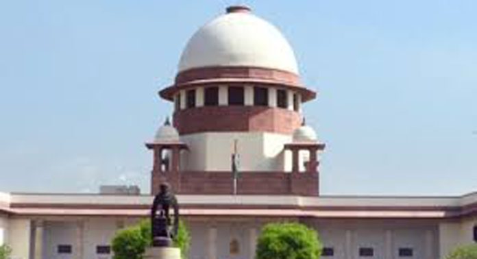 കെഎസ്ആർടിസിക്ക് ദിവസേന 4 ലക്ഷം ലീറ്റർ ഡീസൽ : ഉയർന്ന നിരക്കിനെതിരെയുള്ള കെഎസ്ആർടിസി ഹർജി തള്ളി കെഎസ്ആർടിസിക്ക് ദിവസേന 4 ലക്ഷം ലീറ്റർ ഡീസൽ : ഉയർന്ന നിരക്കിനെതിരെയുള്ള കെഎസ്ആർടിസി ഹർജി തള്ളി