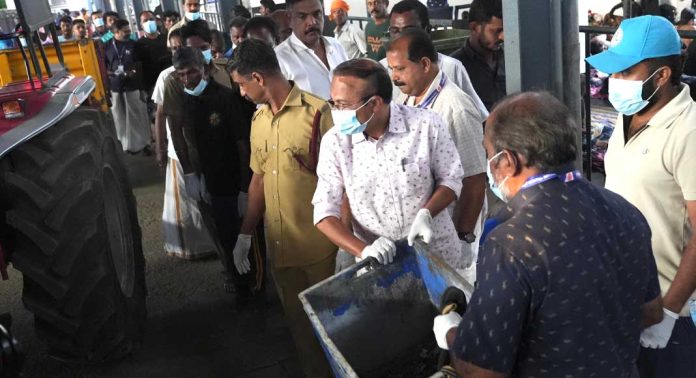 പവിത്രം ശബരിമല ദേവസ്വം ബോർഡിന്റ് ശുചീകരണ പദ്ധതിക്ക് തുടക്കം പവിത്രം ശബരിമല ദേവസ്വം ബോർഡിന്റ് ശുചീകരണ പദ്ധതിക്ക് തുടക്കം