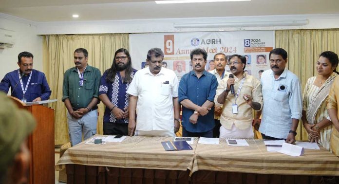 കേരളത്തിലെ വ്യക്തിഗത ഗിന്നസ് ജേതാക്കളുടെ സംഗമം നടന്നു കേരളത്തിലെ വ്യക്തിഗത ഗിന്നസ് ജേതാക്കളുടെ സംഗമം നടന്നു