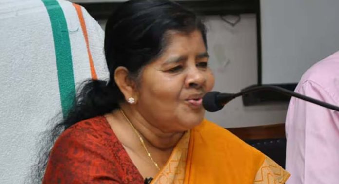 ഐഷ പോറ്റിക്ക പാർട്ടി വിട്ട് പോകാനുള്ള ഒരു സാഹചര്യവുമില്ലെന്ന് ജെ മേഴ്സികുട്ടിയമ്മ ഐഷ പോറ്റിക്ക പാർട്ടി വിട്ട് പോകാനുള്ള ഒരു സാഹചര്യവുമില്ലെന്ന് ജെ മേഴ്സികുട്ടിയമ്മ