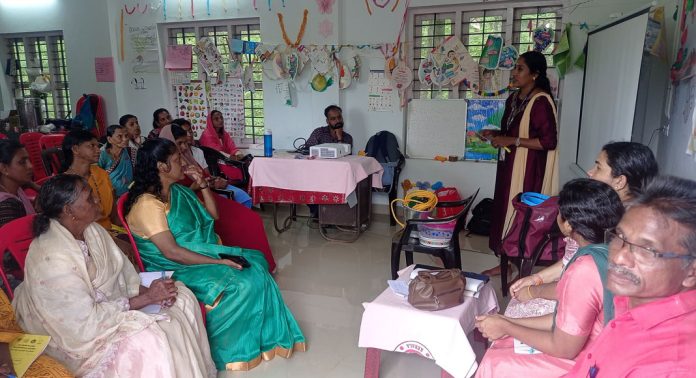 കോട്ടാങ്ങൽ ഗ്രാമപഞ്ചായത്തിൽ നൈർമല്യം പദ്ധതിയുടെ രണ്ടാം ഘട്ട ട്രെയിനിംഗ് നടന്നു കോട്ടാങ്ങൽ ഗ്രാമപഞ്ചായത്തിൽ നൈർമല്യം പദ്ധതിയുടെ രണ്ടാം ഘട്ട ട്രെയിനിംഗ് നടന്നു