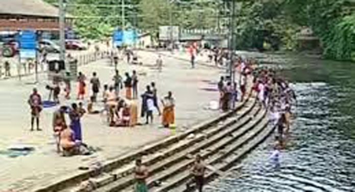 മണ്ഡല മകരവിളക്ക് ; നിലയ്ക്കലും പമ്പയിലും പന്തലൊരുക്കും മണ്ഡല മകരവിളക്ക് ; നിലയ്ക്കലും പമ്പയിലും പന്തലൊരുക്കും