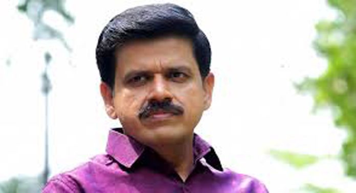ഭരണഘടനയെ അവഹേളിക്കുന്നതില് സി.പി.ഐ.എം., ബി.ജെ.പി. നേതാക്കള്ക്ക് ഒരേ സ്വരം ; സന്ദീപ് വാര്യര് ഭരണഘടനയെ അവഹേളിക്കുന്നതില് സി.പി.ഐ.എം., ബി.ജെ.പി. നേതാക്കള്ക്ക് ഒരേ സ്വരം ; സന്ദീപ് വാര്യര്
