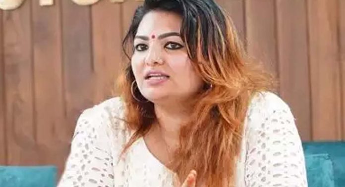 സംഘടനയിൽ നിന്ന് പുറത്താക്കിയതിനെതിരെ സാന്ദ്രാ തോമസ് നിയമ നടപടിക്ക് സംഘടനയിൽ നിന്ന് പുറത്താക്കിയതിനെതിരെ സാന്ദ്രാ തോമസ് നിയമ നടപടിക്ക്
