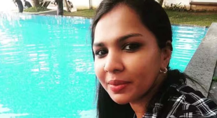 എക്സൈസ് വനിതാ ഓഫീസർ വാഹനാപകടത്തിൽ മരിച്ചു എക്സൈസ് വനിതാ ഓഫീസർ വാഹനാപകടത്തിൽ മരിച്ചു
