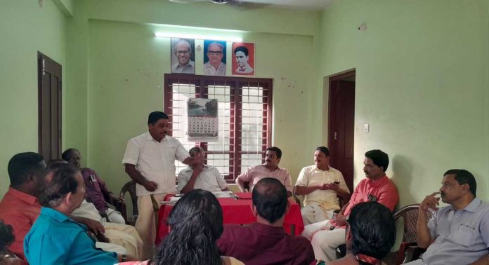 എ ഐ റ്റി യു സി സംസ്ഥാന ജാഥ കോന്നി സംഘടക സമിതി രൂപീകരണ യോഗം ജില്ലാ പ്രസിഡന്റ് എം മധു ഉത്ഘാടനം ചെയ്തു എ ഐ റ്റി യു സി സംസ്ഥാന ജാഥ കോന്നി സംഘടക സമിതി രൂപീകരണ യോഗം ജില്ലാ പ്രസിഡന്റ് എം മധു ഉത്ഘാടനം ചെയ്തു
