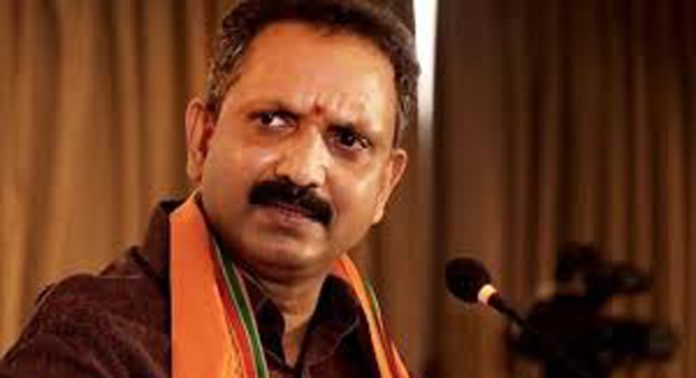 മണ്ഡലത്തിലെ വോട്ടർപട്ടിക ക്രമക്കേടിൽ പ്രതികരണവുമായി കെ സുരേന്ദ്രൻ മണ്ഡലത്തിലെ വോട്ടർപട്ടിക ക്രമക്കേടിൽ പ്രതികരണവുമായി കെ സുരേന്ദ്രൻ