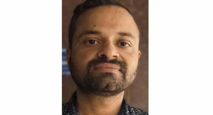 യുവാവിനെ വധിക്കാന് ക്വട്ടേഷന് ; കേസിലെ അഞ്ചാം പ്രതിയെ ഒരു വര്ഷത്തിന് ശേഷം മുംബൈയില് നിന്നും പോലീസ് അറസ്റ്റ് ചെയ്തു യുവാവിനെ വധിക്കാന് ക്വട്ടേഷന് ; കേസിലെ അഞ്ചാം പ്രതിയെ ഒരു വര്ഷത്തിന് ശേഷം മുംബൈയില് നിന്നും പോലീസ് അറസ്റ്റ് ചെയ്തു
