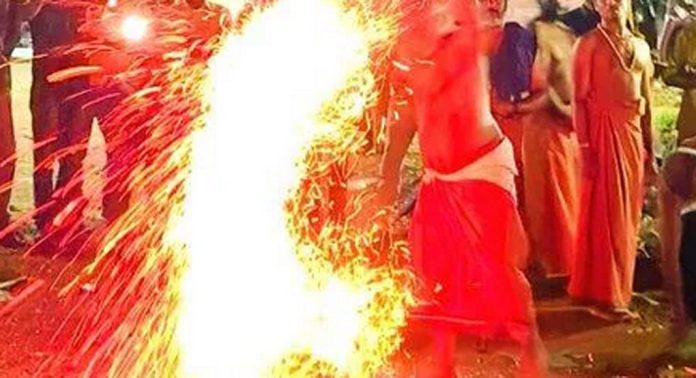 തിരുവല്ല ശബരിമല ഇടത്താവളത്തിൽ നടന്ന ആഴിപൂജ ഭക്തി നിര്ഭരമായി തിരുവല്ല ശബരിമല ഇടത്താവളത്തിൽ നടന്ന ആഴിപൂജ ഭക്തി നിര്ഭരമായി