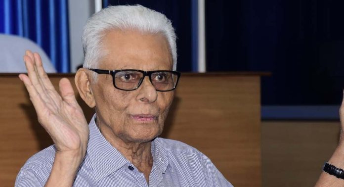 മുനമ്പം ഭൂമി പ്രശ്നം ; പാണക്കാട് റഷീദലി തങ്ങൾക്കെതിരെ ടി കെ ഹംസ മുനമ്പം ഭൂമി പ്രശ്നം ; പാണക്കാട് റഷീദലി തങ്ങൾക്കെതിരെ ടി കെ ഹംസ