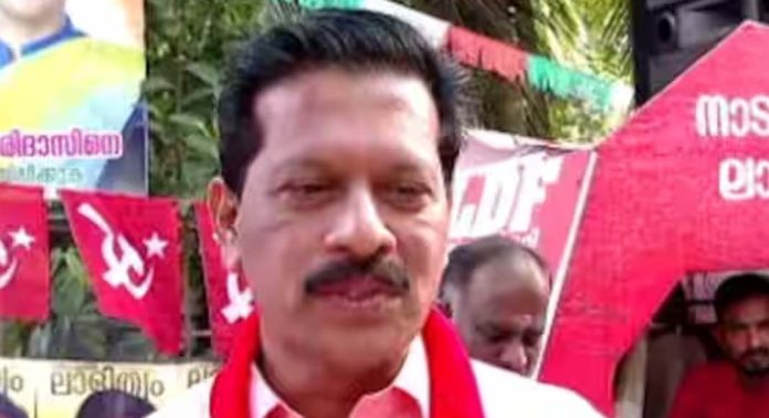 ‘കൈ’ വിവാദം : മിണ്ടുന്നതിലും ചിരിക്കുന്നതിലും എന്താണ് തെറ്റെന്ന് യു ആർ പ്രദീപ് ‘കൈ’ വിവാദം : മിണ്ടുന്നതിലും ചിരിക്കുന്നതിലും എന്താണ് തെറ്റെന്ന് യു ആർ പ്രദീപ്