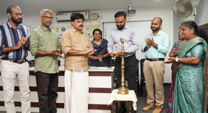 വിദ്യാര്ഥികള്ക്കായി ആധാര് ക്യാമ്പ് വിദ്യാര്ഥികള്ക്കായി ആധാര് ക്യാമ്പ്