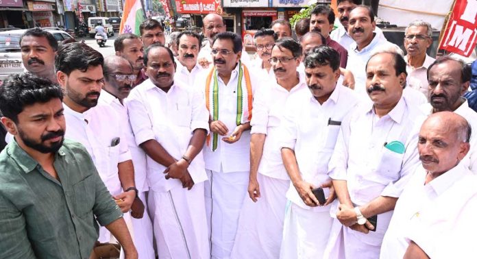 ഉപതിരഞ്ഞെടുപ്പ് വിജയം ധിക്കാര രാഷ്ട്രീയത്തിനും വര്ഗീയ ഫാസിസത്തിനും എതിരായ വിധിയെഴുത്ത് : ആന്റോ ആന്റണി എം.പി ഉപതിരഞ്ഞെടുപ്പ് വിജയം ധിക്കാര രാഷ്ട്രീയത്തിനും വര്ഗീയ ഫാസിസത്തിനും എതിരായ വിധിയെഴുത്ത് : ആന്റോ ആന്റണി എം.പി