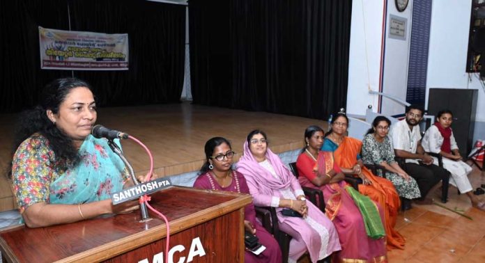 കുടുംബശ്രീ ജെന്ഡര് പോയിന്റ് പേഴ്സണ് സംസ്ഥാനതല തിയേറ്റര് പൈലറ്റ് പരിശീലനം ആരംഭിച്ചു കുടുംബശ്രീ ജെന്ഡര് പോയിന്റ് പേഴ്സണ് സംസ്ഥാനതല തിയേറ്റര് പൈലറ്റ് പരിശീലനം ആരംഭിച്ചു