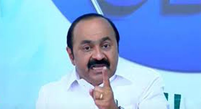 മുഖ്യമന്ത്രിയുടെയും മുന് ആരോഗ്യ മന്ത്രി കെ കെ ശൈലജയുടെയും അറിവോടെയാണ് പിപിഇ കിറ്റ് അഴിമതി നടന്നത് ; വി ഡി സതീശൻ മുഖ്യമന്ത്രിയുടെയും മുന് ആരോഗ്യ മന്ത്രി കെ കെ ശൈലജയുടെയും അറിവോടെയാണ് പിപിഇ കിറ്റ് അഴിമതി നടന്നത് ; വി ഡി സതീശൻ