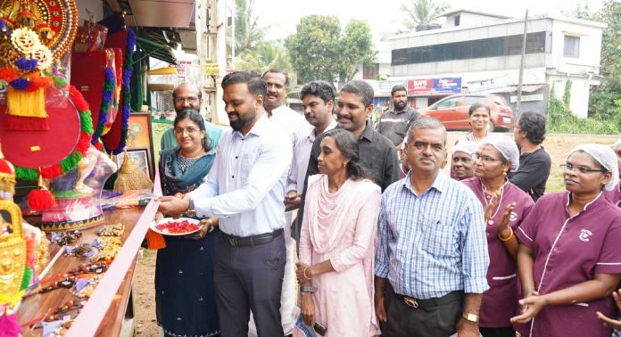 കുടുംബശ്രീ വിപണനമേളയ്ക്ക് കുളനടയില് തുടക്കം കുടുംബശ്രീ വിപണനമേളയ്ക്ക് കുളനടയില് തുടക്കം
