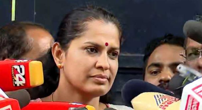വ്യാജവാര്ത്തകള്ക്കെതിരെ നിയമനടപടി സ്വീകരിക്കുമെന്ന് കണ്ണൂര് ജില്ലാ പഞ്ചായത്ത് മുന് പ്രസിഡന്റ് പി പി ദിവ്യ വ്യാജവാര്ത്തകള്ക്കെതിരെ നിയമനടപടി സ്വീകരിക്കുമെന്ന് കണ്ണൂര് ജില്ലാ പഞ്ചായത്ത് മുന് പ്രസിഡന്റ് പി പി ദിവ്യ