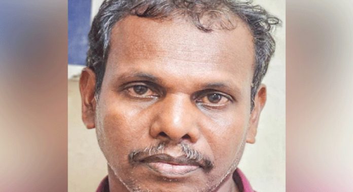 വീടും സ്ഥലവും വാങ്ങിത്തരാമെന്നു പറഞ്ഞ് യുവതിയിൽനിന്ന് 15 ലക്ഷം രൂപ തട്ടി ; പ്രതിയെ അടൂർ പോലീസ് അറസ്റ്റ് ചെയ്തു വീടും സ്ഥലവും വാങ്ങിത്തരാമെന്നു പറഞ്ഞ് യുവതിയിൽനിന്ന് 15 ലക്ഷം രൂപ തട്ടി ; പ്രതിയെ അടൂർ പോലീസ് അറസ്റ്റ് ചെയ്തു