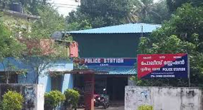 ആവശ്യത്തിന് പോലീസുകാരില്ല ; കോന്നിയില് ക്രമസമാധാനം താളം തെറ്റുന്നു ആവശ്യത്തിന് പോലീസുകാരില്ല ; കോന്നിയില് ക്രമസമാധാനം താളം തെറ്റുന്നു