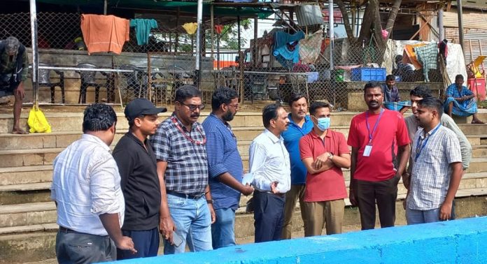 പമ്പയും നിലയ്ക്കലും സന്ദർശിച്ച് ശുചിത്വ മിഷൻ എക്സിക്യൂട്ടീവ് ഡയറക്ടർ യു വി ജോസ് ഐഎഎസ് പമ്പയും നിലയ്ക്കലും സന്ദർശിച്ച് ശുചിത്വ മിഷൻ എക്സിക്യൂട്ടീവ് ഡയറക്ടർ യു വി ജോസ് ഐഎഎസ്