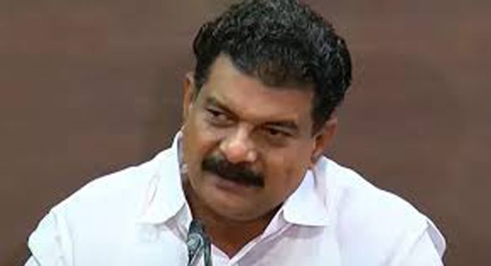 ഊരാളുങ്കൽ സൊസൈറ്റിക്കും സര്ക്കാരിനുമെതിരെ ആരോപണവുമായി പിവി അൻവര് ഊരാളുങ്കൽ സൊസൈറ്റിക്കും സര്ക്കാരിനുമെതിരെ ആരോപണവുമായി പിവി അൻവര്