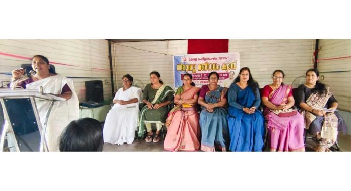 കേരളമഹിളാ സംഘം തിരുവല്ല മണ്ഡലം ക്യാമ്പ് നടന്നു കേരളമഹിളാ സംഘം തിരുവല്ല മണ്ഡലം ക്യാമ്പ് നടന്നു