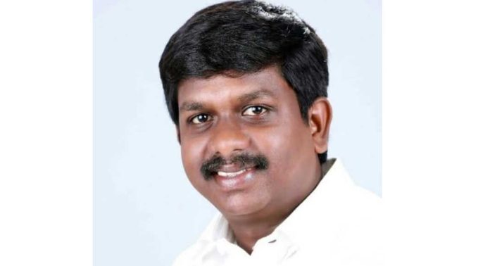 ദേശീയ കർഷക തൊഴിലാളി ഫെഡറേഷൻ പത്തനംതിട്ട ബ്ലോക്ക് പ്രസിഡന്റ് ഷിജോ കെ ഡെന്നി ദേശീയ കർഷക തൊഴിലാളി ഫെഡറേഷൻ പത്തനംതിട്ട ബ്ലോക്ക് പ്രസിഡന്റ് ഷിജോ കെ ഡെന്നി