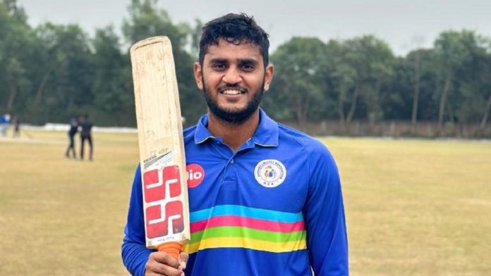 വീണ്ടും അതിവേഗ സെഞ്ച്വറിയടിച്ച് ഉർവിൽ പട്ടേൽ വീണ്ടും അതിവേഗ സെഞ്ച്വറിയടിച്ച് ഉർവിൽ പട്ടേൽ