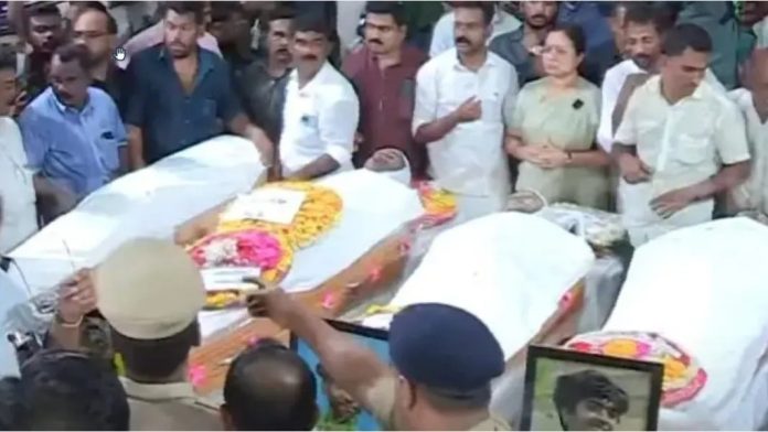 ആലപ്പുഴ വാഹനാപകടം : കാറുടമയെ ചോദ്യംചെയ്യുമെന്ന് മോട്ടോർ വാഹന വകുപ്പ് ആലപ്പുഴ വാഹനാപകടം : കാറുടമയെ ചോദ്യംചെയ്യുമെന്ന് മോട്ടോർ വാഹന വകുപ്പ്