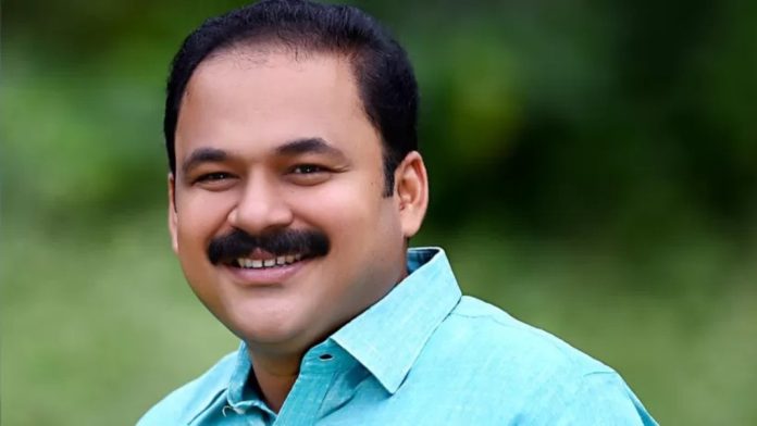 സിപിഎം വിട്ട് ബിജെപിയിലേക്ക് പോയ ബിപിൻ സി ബാബുവിനെതിരെ സ്ത്രീധന പീഡന പരാതിയിൽ കേസ് സിപിഎം വിട്ട് ബിജെപിയിലേക്ക് പോയ ബിപിൻ സി ബാബുവിനെതിരെ സ്ത്രീധന പീഡന പരാതിയിൽ കേസ്