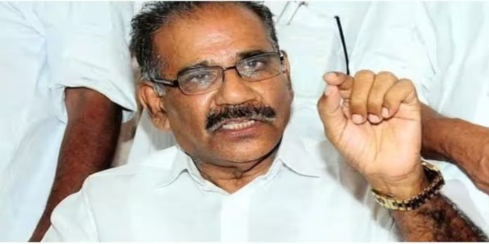 വനം വകുപ്പ് ജീവനക്കാരുടെ കാര്യക്ഷമത വർധിപ്പിക്കാൻ മെച്ചപ്പെട്ട ജീവിത സാഹചര്യങ്ങൾ അനിവാര്യം: മന്ത്രി എ.കെ. ശശീന്ദ്രൻ വനം വകുപ്പ് ജീവനക്കാരുടെ കാര്യക്ഷമത വർധിപ്പിക്കാൻ മെച്ചപ്പെട്ട ജീവിത സാഹചര്യങ്ങൾ അനിവാര്യം: മന്ത്രി എ.കെ. ശശീന്ദ്രൻ