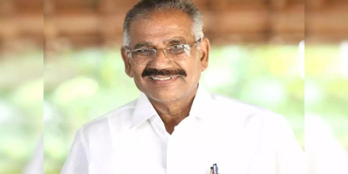 എലത്തൂർ ഇന്ധന ചോർച്ച ; സർക്കാർ തല അന്വേഷണം ഉണ്ടാകും : മന്ത്രി എ.കെ. ശശീന്ദ്രൻ എലത്തൂർ ഇന്ധന ചോർച്ച ; സർക്കാർ തല അന്വേഷണം ഉണ്ടാകും : മന്ത്രി എ.കെ. ശശീന്ദ്രൻ