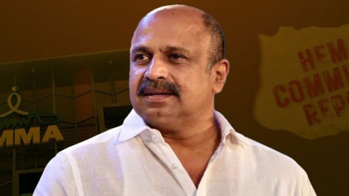 നടിയെ ബലാത്സംഗം ചെയ്ത കേസില് സിദ്ദിഖ് അറസ്റ്റില് നടിയെ ബലാത്സംഗം ചെയ്ത കേസില് സിദ്ദിഖ് അറസ്റ്റില്