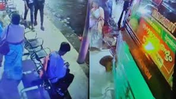 യുവാവിൻ്റെ ദേഹത്തേക്ക് ബസ് പാഞ്ഞ് കയറിയ സംഭവം ; ഡ്രൈവറുടെ ലൈസൻസ് സസ്പെൻഡ് ചെയ്ത് മോട്ടോർ വാഹന വകുപ്പ് യുവാവിൻ്റെ ദേഹത്തേക്ക് ബസ് പാഞ്ഞ് കയറിയ സംഭവം ; ഡ്രൈവറുടെ ലൈസൻസ് സസ്പെൻഡ് ചെയ്ത് മോട്ടോർ വാഹന വകുപ്പ്