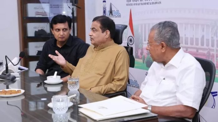 കേന്ദ്രമന്ത്രി നിതിന് ഗഡ്കരിയുമായി കൂടിക്കാഴ്ച്ച നടത്തി മുഖ്യമന്ത്രി കേന്ദ്രമന്ത്രി നിതിന് ഗഡ്കരിയുമായി കൂടിക്കാഴ്ച്ച നടത്തി മുഖ്യമന്ത്രി