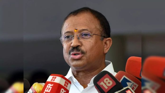 വയനാട് ധനസഹായം : ഹൈക്കോടതിയുടെ ചോദ്യങ്ങള്ക്ക് മുഖ്യമന്ത്രിക്കും മറുപടിയില്ല : വി.മുരളീധരന് വയനാട് ധനസഹായം : ഹൈക്കോടതിയുടെ ചോദ്യങ്ങള്ക്ക് മുഖ്യമന്ത്രിക്കും മറുപടിയില്ല : വി.മുരളീധരന്