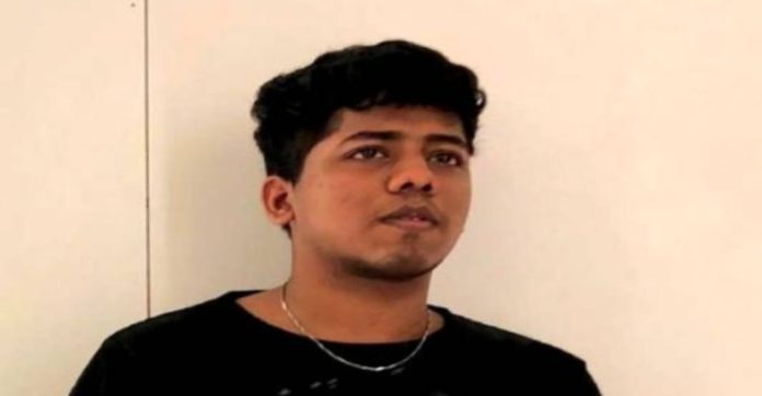 റീല്സ് ചിത്രീകരിക്കുന്നതിനിടെ വാഹനാപകടം ; യുവാവിന് ദാരുണാന്ത്യം റീല്സ് ചിത്രീകരിക്കുന്നതിനിടെ വാഹനാപകടം ; യുവാവിന് ദാരുണാന്ത്യം