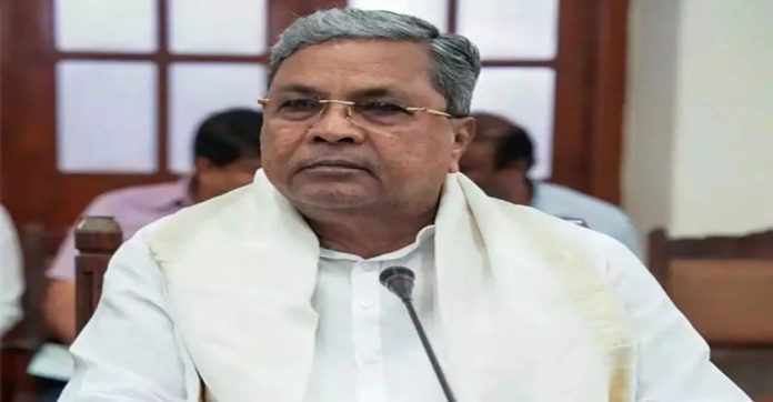 നൂറ് വീടുകള് നിര്മിച്ച് നല്കാമെന്ന് അറിയിച്ചിട്ടും കേരളത്തിൽ നിന്ന് മറുപടി ഇല്ല : കര്ണാടക സര്ക്കാര് നൂറ് വീടുകള് നിര്മിച്ച് നല്കാമെന്ന് അറിയിച്ചിട്ടും കേരളത്തിൽ നിന്ന് മറുപടി ഇല്ല : കര്ണാടക സര്ക്കാര്