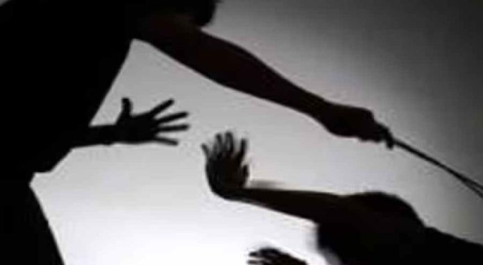 അച്ചടക്കം പാലിച്ചില്ല ; അധ്യാപികയുടെ മർദ്ദനത്തിൽ മൂന്നാം ക്ലാസ് വിദ്യാർത്ഥിക്ക് പരിക്ക് അച്ചടക്കം പാലിച്ചില്ല ; അധ്യാപികയുടെ മർദ്ദനത്തിൽ മൂന്നാം ക്ലാസ് വിദ്യാർത്ഥിക്ക് പരിക്ക്