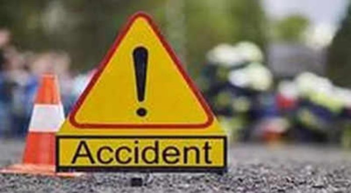 ടോറസ് ലോറി പാഞ്ഞ് കയറി അപകടം ; രണ്ട് വിദ്യാർത്ഥികൾക്ക് ദാരുണാന്ത്യം ടോറസ് ലോറി പാഞ്ഞ് കയറി അപകടം ; രണ്ട് വിദ്യാർത്ഥികൾക്ക് ദാരുണാന്ത്യം