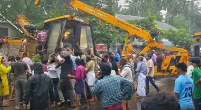 ലോറി മറിഞ്ഞ് നാല് വിദ്യാര്ത്ഥികള് മരിച്ച സംഭവം ; അന്വേഷണത്തിന് ഉത്തരവിട്ട് വിദ്യാഭ്യാസ മന്ത്രി ലോറി മറിഞ്ഞ് നാല് വിദ്യാര്ത്ഥികള് മരിച്ച സംഭവം ; അന്വേഷണത്തിന് ഉത്തരവിട്ട് വിദ്യാഭ്യാസ മന്ത്രി