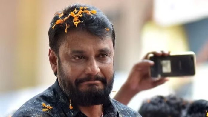 രേണുകാസ്വാമി കൊലക്കേസ് : കന്നഡ സൂപ്പര് താരം ദര്ശന് ജാമ്യം രേണുകാസ്വാമി കൊലക്കേസ് : കന്നഡ സൂപ്പര് താരം ദര്ശന് ജാമ്യം