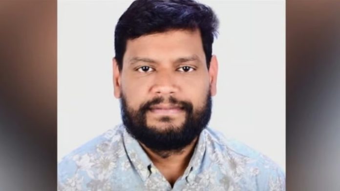 വാഹനമിടിച്ച് ഒന്പത് വയസുകാരി കോമയിലായ സംഭവം ; പ്രതി ഷെജീലിന്റെ മുന്കൂര് ജാമ്യാപേക്ഷ തള്ളി കോടതി വാഹനമിടിച്ച് ഒന്പത് വയസുകാരി കോമയിലായ സംഭവം ; പ്രതി ഷെജീലിന്റെ മുന്കൂര് ജാമ്യാപേക്ഷ തള്ളി കോടതി