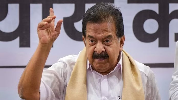അംബേദ്കറെ അപമാനിക്കുന്നത് രാഷ്ട്രത്തെ അപമാനിക്കുന്നതിനു തുല്യം : രമേശ് ചെന്നിത്തല അംബേദ്കറെ അപമാനിക്കുന്നത് രാഷ്ട്രത്തെ അപമാനിക്കുന്നതിനു തുല്യം : രമേശ് ചെന്നിത്തല