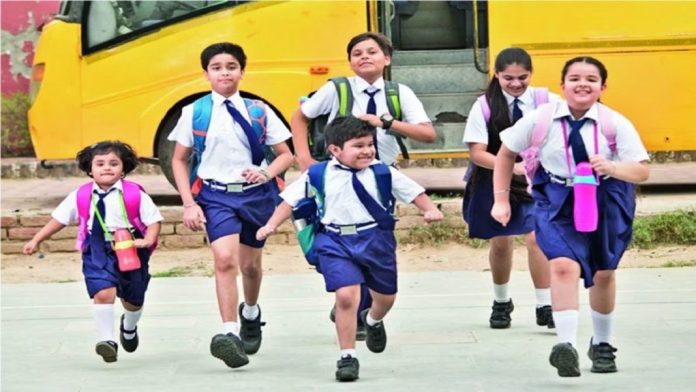 സംസ്ഥാനത്തെ സ്കൂളുകള്ക്ക് 21 മുതൽ അവധിക്കാലം ; പൊതുവിദ്യാലയങ്ങൾ ഡിസംബര് 30ന് തുറക്കും സംസ്ഥാനത്തെ സ്കൂളുകള്ക്ക് 21 മുതൽ അവധിക്കാലം ; പൊതുവിദ്യാലയങ്ങൾ ഡിസംബര് 30ന് തുറക്കും