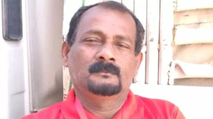 നാട്ടിലേക്ക് പോകാനുള്ള ഒരുക്കത്തിനിടെ ഹൃദയാഘാതം ; മലയാളി റിയാദിൽ മരിച്ചു നാട്ടിലേക്ക് പോകാനുള്ള ഒരുക്കത്തിനിടെ ഹൃദയാഘാതം ; മലയാളി റിയാദിൽ മരിച്ചു
