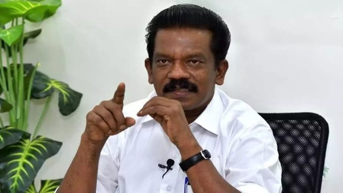 ഒരു രാജ്യം ഒറ്റ തെരഞ്ഞെടുപ്പ് : കെ രാധാകൃഷ്ണന് ജെപിസിയില് ; എംപിമാരുടെ എണ്ണം കേന്ദ്രസര്ക്കാര് 39 ആയി ഉയര്ത്തി ഒരു രാജ്യം ഒറ്റ തെരഞ്ഞെടുപ്പ് : കെ രാധാകൃഷ്ണന് ജെപിസിയില് ; എംപിമാരുടെ എണ്ണം കേന്ദ്രസര്ക്കാര് 39 ആയി ഉയര്ത്തി