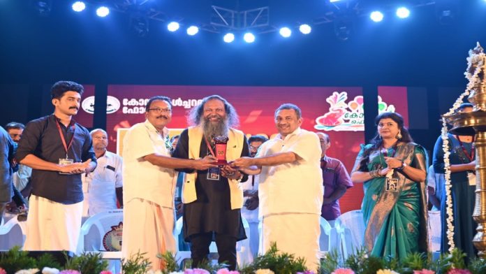 ‘കോന്നി ഫെസ്റ്റ് 2025’ ന് തിരിതെളിഞ്ഞു ‘കോന്നി ഫെസ്റ്റ് 2025’ ന് തിരിതെളിഞ്ഞു