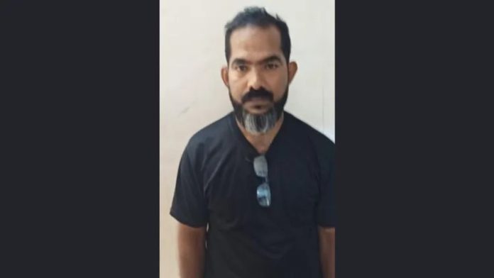 സ്കൂൾ വിദ്യാർത്ഥിക്കെതിരെ ലൈംഗികാതിക്രമം നടത്തിയ 45കാരൻ അറസ്റ്റിൽ സ്കൂൾ വിദ്യാർത്ഥിക്കെതിരെ ലൈംഗികാതിക്രമം നടത്തിയ 45കാരൻ അറസ്റ്റിൽ