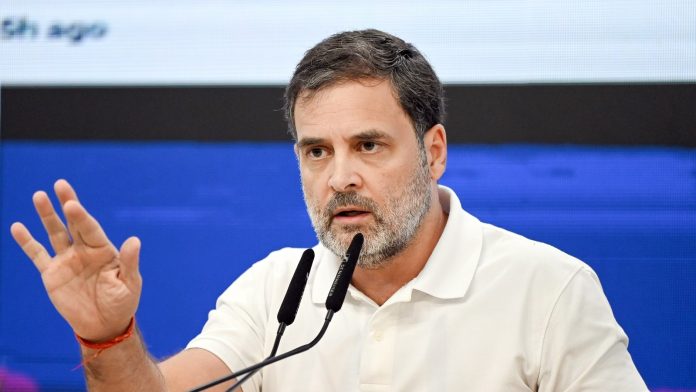 രാഹുൽ ഗാന്ധിക്ക് സമൻസ് അയച്ച് കോടതി രാഹുൽ ഗാന്ധിക്ക് സമൻസ് അയച്ച് കോടതി